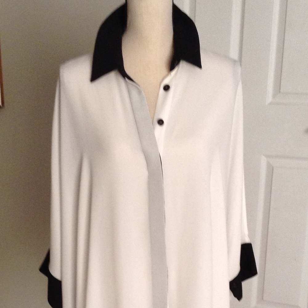 Zelda | White Semi-Sheer Blouse w/Asymmetrical Hem